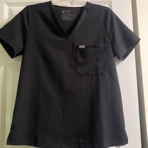 Black figs top size medium